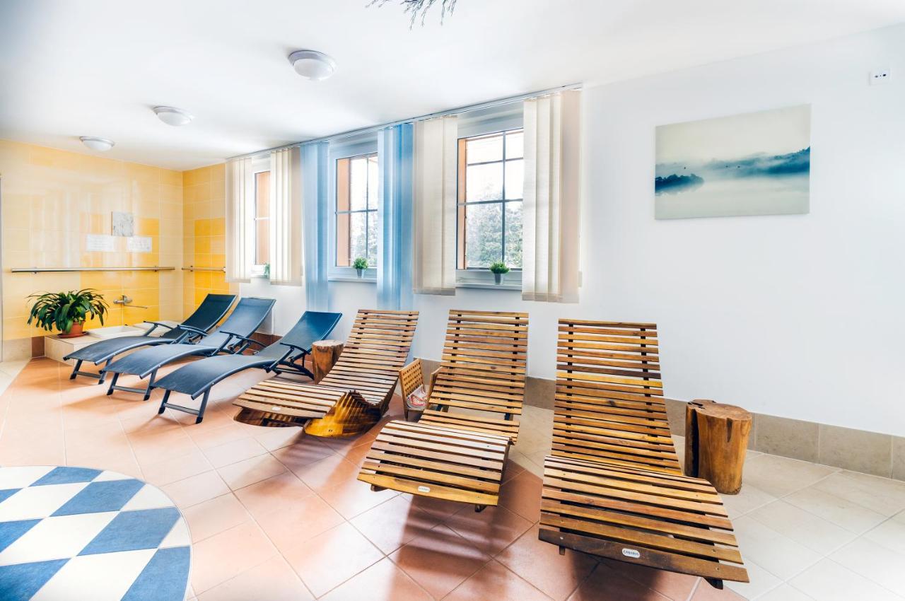 Hotel Petrovy Kameny Karlova Studánka المظهر الخارجي الصورة