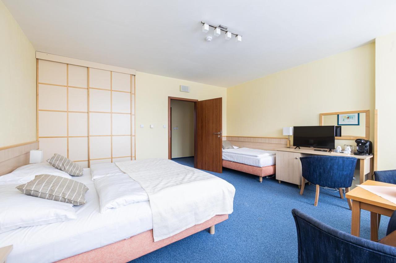 Hotel Petrovy Kameny Karlova Studánka المظهر الخارجي الصورة